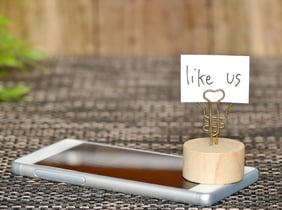 人間心理学に基づいてソーシャルメディアでシェアする動機を考える