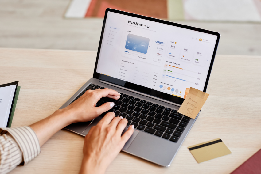 ビジネスにおけるLLMの活用事例