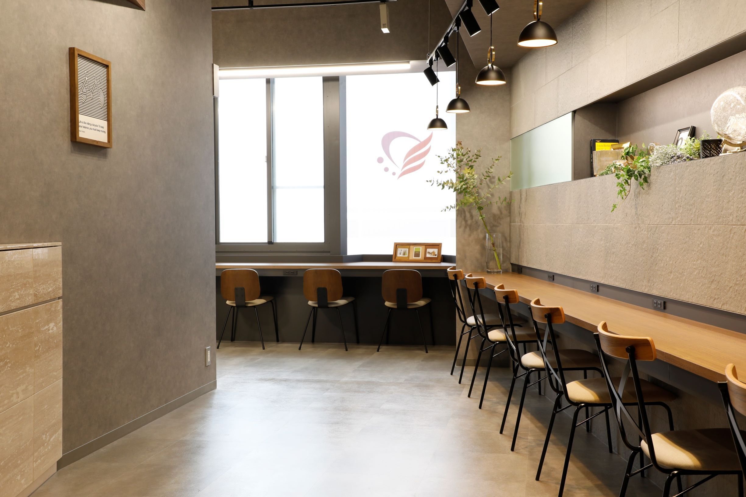 プリュームレディースクリニック_待合室