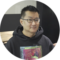 縣 将貴 氏