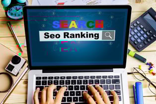 SEOに便利な検索順位チェッカー！ツール例や使い方を紹介